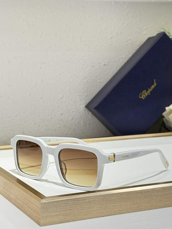 Picture of Chopard Sunglasses _SKUfw76988490fw